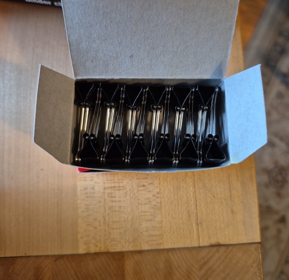 Binder Clips/Paper Clips/Staples Assortment - Picture 5 of 9